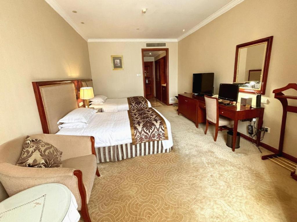 בייג'ינג Xinhai Jinjiang Hotel מראה חיצוני תמונה